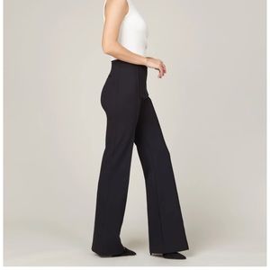 SPANX: Hi-Rise Flare